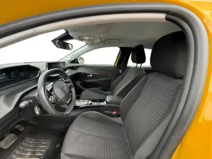 Photo 6 Peugeot 208  e- 136ch Like
