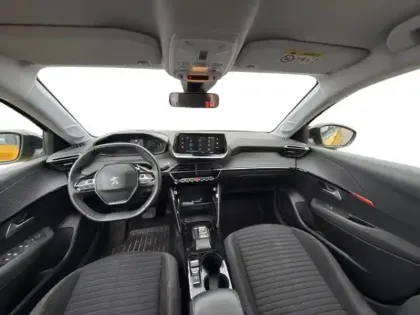 Photo 10 Peugeot 208  e- 136ch Like