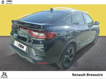 Photo 11 Renault Arkana  1.6 E-Tech hybride 145ch Engineered -22