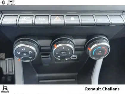 Photo 11 Renault Clio  1.5 Blue dCi 100ch Evolution - 24