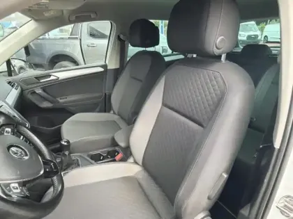 Photo 7 Volkswagen Tiguan  2.0 TDI 150ch Confortline Business Euro6d-T