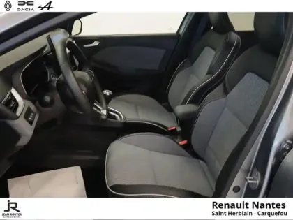 Photo 10 Renault Clio  1.0 TCe 90ch Techno - Pack Driving & Safety + Pack multimedia