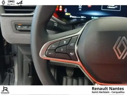 Photo 12 Renault Clio  1.0 TCe 90ch Techno - Pack Driving & Safety + Pack multimedia