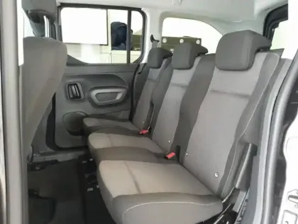 Photo 12 Toyota Proace  CITY Verso Long 1.5 130 D-4D Executive RC23