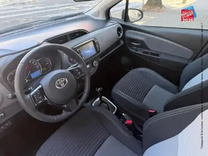 Photo 14 Toyota Yaris  100h France Business 5p MY19