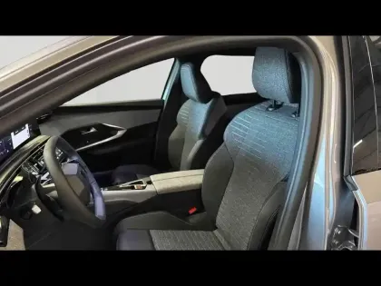 Photo 10 Peugeot 5008  Hybrid 145ch Allure e-DCS6