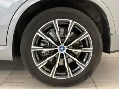 Photo 8 BMW X5  xDrive50e 489ch M Sport
