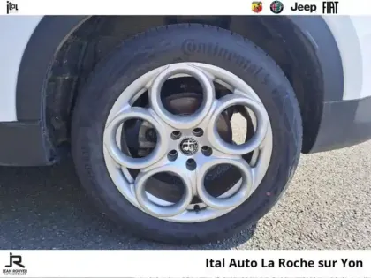 Photo 10 Alfa Romeo Tonale  1.5 Hybrid 130ch Sprint TCT