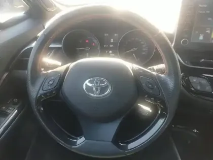 Photo 7 Toyota C-HR  122h GR-Sport 2WD E-CVT MY20