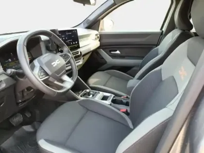 Photo 13 Dacia Duster  1.6 hybrid 140ch Extreme