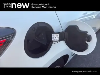 Photo 9 Renault Clio  1.6 E-Tech 145ch full hybrid Techno - 24