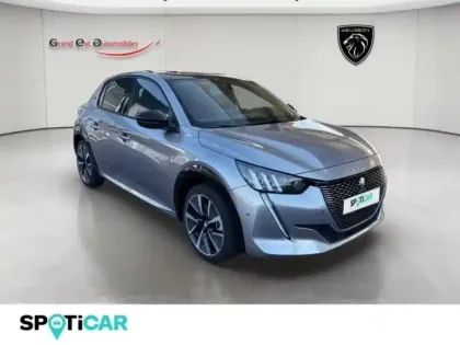 Photo 7 Peugeot 208  e- 136ch GT