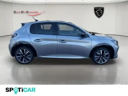 Photo 6 Peugeot 208  e- 136ch GT