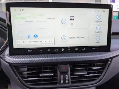 Photo 13 Ford Kuga  2.5 Duratec 180ch Hybrid FlexiFuel ST-Line Powershift