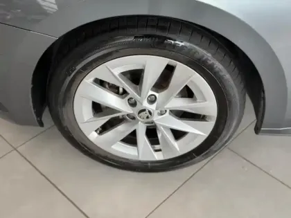 Photo 8 Skoda Octavia  Combi 1.5 TSI ACT MHEV 150ch Style DSG7