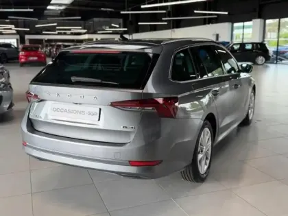 Photo 7 Skoda Octavia  Combi 1.5 TSI ACT MHEV 150ch Style DSG7