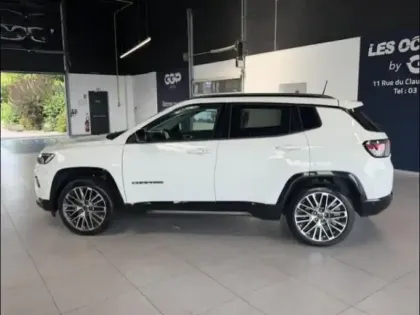 Photo 8 Jeep Compass  1.5 Turbo T4 130ch MHEV Summit 4x2 BVR7