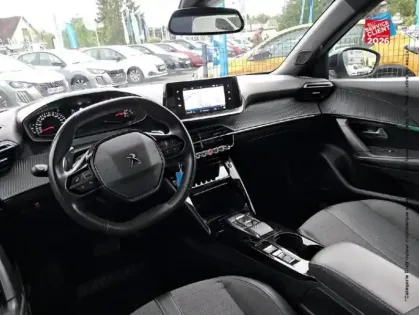 Photo 14 Peugeot 2008  1.5 BlueHDi 130ch S&S Allure EAT8