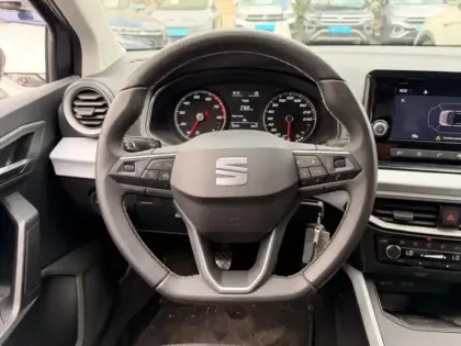 Photo 6 Seat Arona  1.0 TSI 95ch Copa