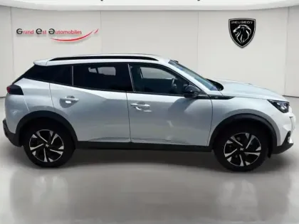Photo 6 Peugeot 2008  e- 136ch Allure Pack