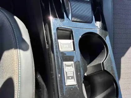 Photo 13 Peugeot 2008  e- 136ch Allure Pack