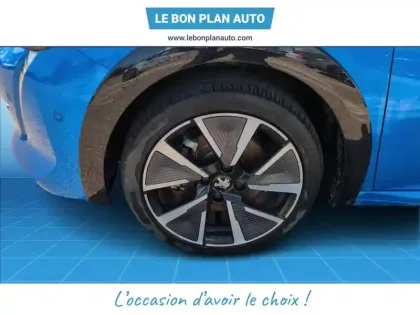 Photo 9 Peugeot 208  e- 136ch GT