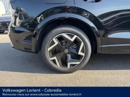 Photo 14 Volkswagen Tiguan  1.5 eTSI 150ch R-Line Edition DSG7