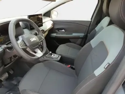 Photo 13 Dacia Jogger  1.8 hybrid 155ch Expression 7 places -25
