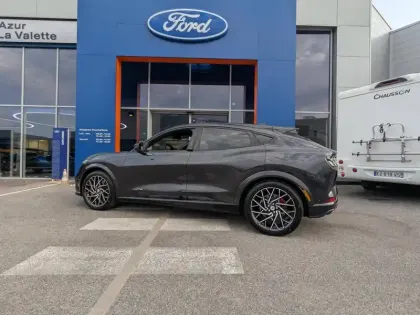 Photo 7 Ford Mustang  Mach-E 487ch Extended Range 99kWh GT AWD