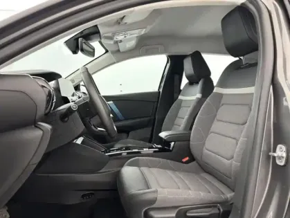 Photo 8 Citroën C4 Moteur électrique 136ch Feel Pack Automatique