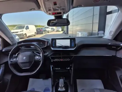 Photo 25 Peugeot 2008 II 1.2 PT 130 S&S EAT8 ALLURE BUSINESS