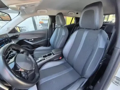 Photo 18 Peugeot 2008 II 1.2 PT 130 S&S EAT8 ALLURE BUSINESS