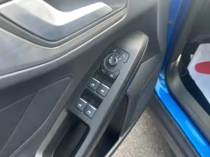 Photo 5 Ford Focus SW 1.0 EcoBoost mHEV 125ch Titanium X Business