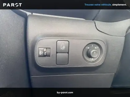 Photo 17 Citroën C3 BlueHDi 100ch Shine S&S E6.d-TEMP BVM5