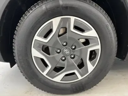 Photo 18 Hyundai Santa Fe 1.6 T-GDI 230ch Hybrid Intuitive BVA6 7pl