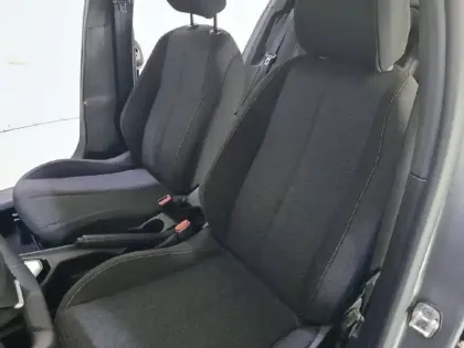 Photo 21 Peugeot 2008  Hybrid 145 e-DCS6