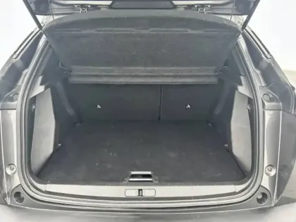 Photo 5 Peugeot 2008  PureTech 130 S&S EAT8