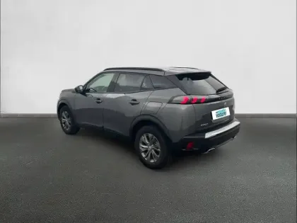 Photo 6 Peugeot 2008  PureTech 130 S&S EAT8