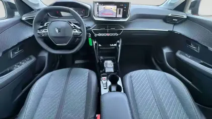 Photo 21 Peugeot 208  Hybrid 110 e-DCS6