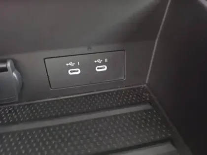Photo 41 Renault Symbioz  E-Tech full hybrid 145