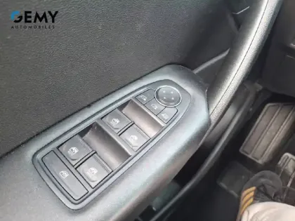 Photo 19 Renault Captur  TCe 90