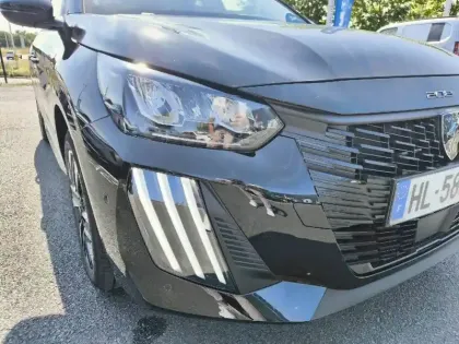 Photo 15 Peugeot 208  Electrique 156 ch 54 kWh