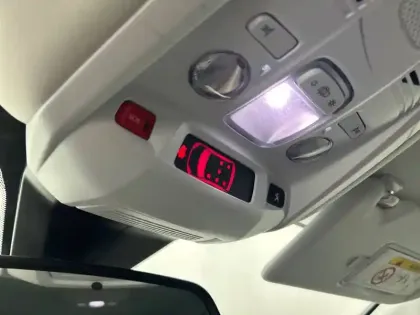 Photo 45 Peugeot 5008  PureTech 130ch S&S EAT8