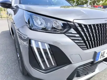 Photo 15 Peugeot 2008  100 S&S BVM6