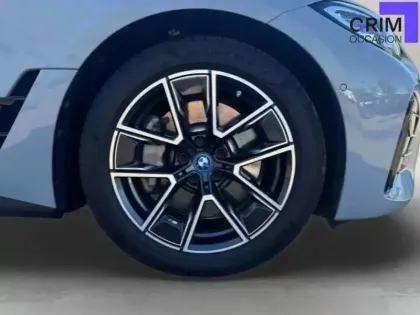 Photo 13 BMW I4  eDrive40 340 ch BVA