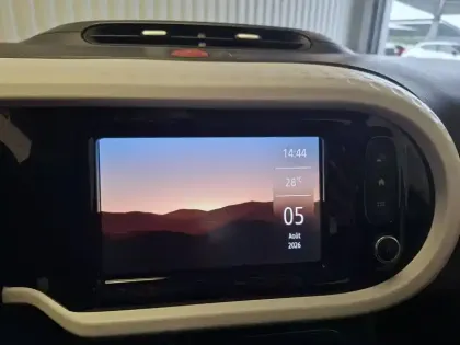 Photo 32 Renault Twingo  III SCe 65