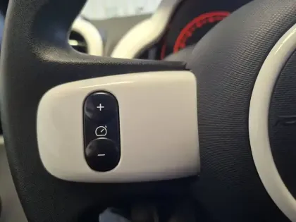 Photo 26 Renault Twingo  III SCe 65