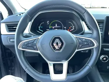 Photo 15 Renault Captur  E-Tech 145 - 21