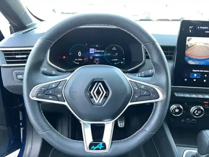 Photo 11 Renault Clio  E-Tech full hybrid 145