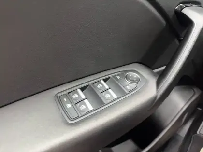 Photo 44 Renault Captur  E-Tech full hybrid 160 ch